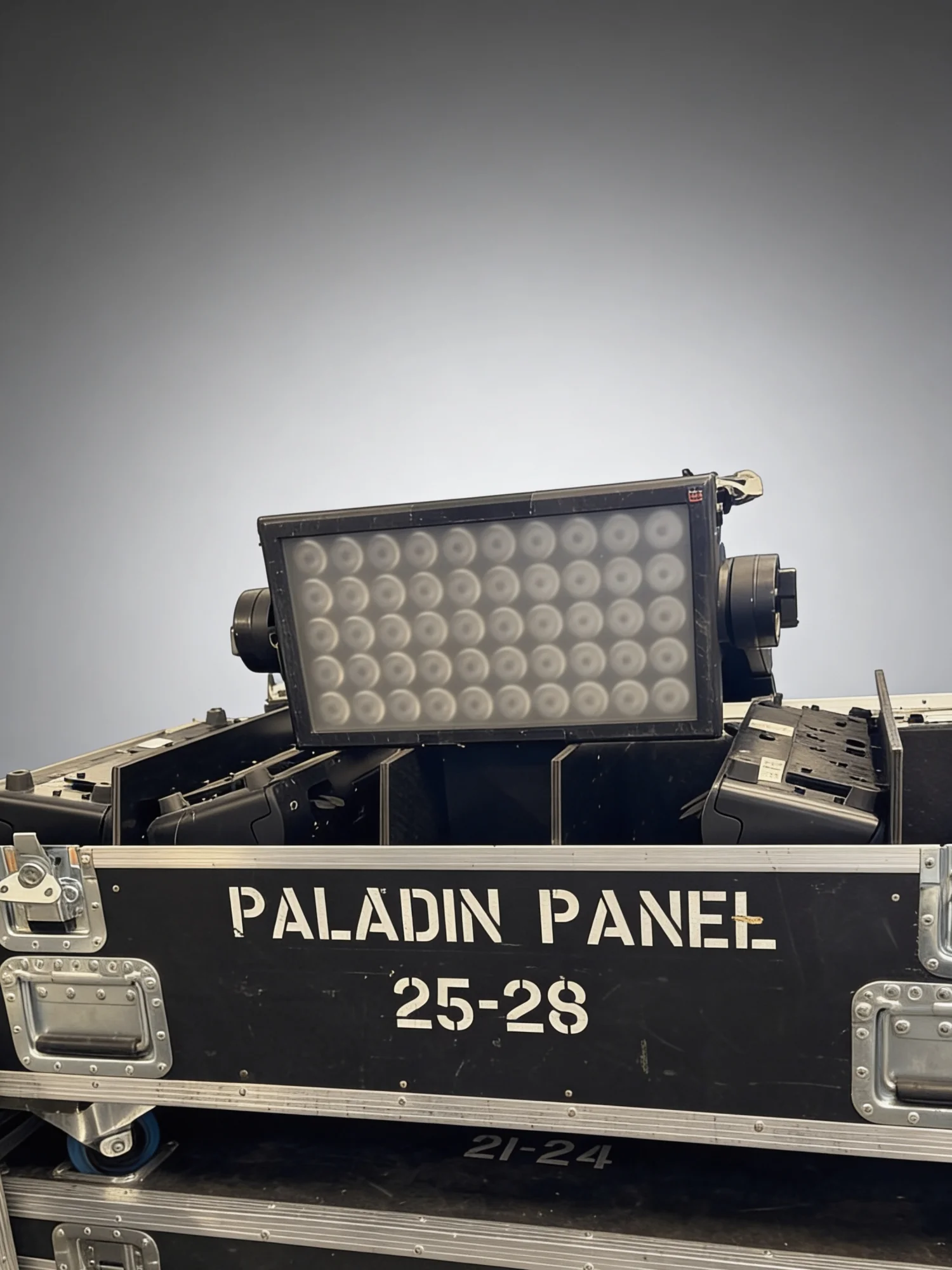 Paladin LED panelis
