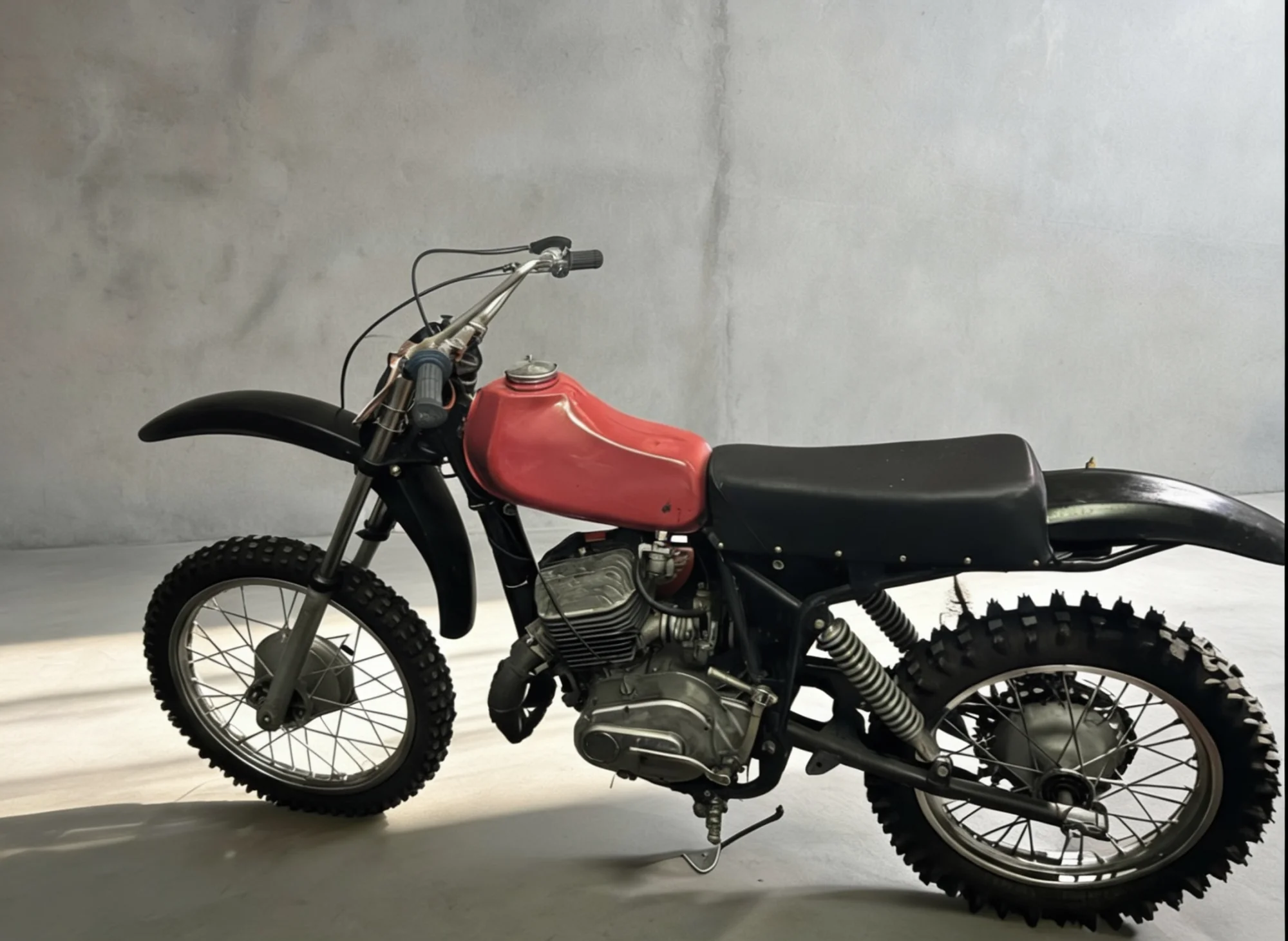 Jawa 125 motokrosa motocikls