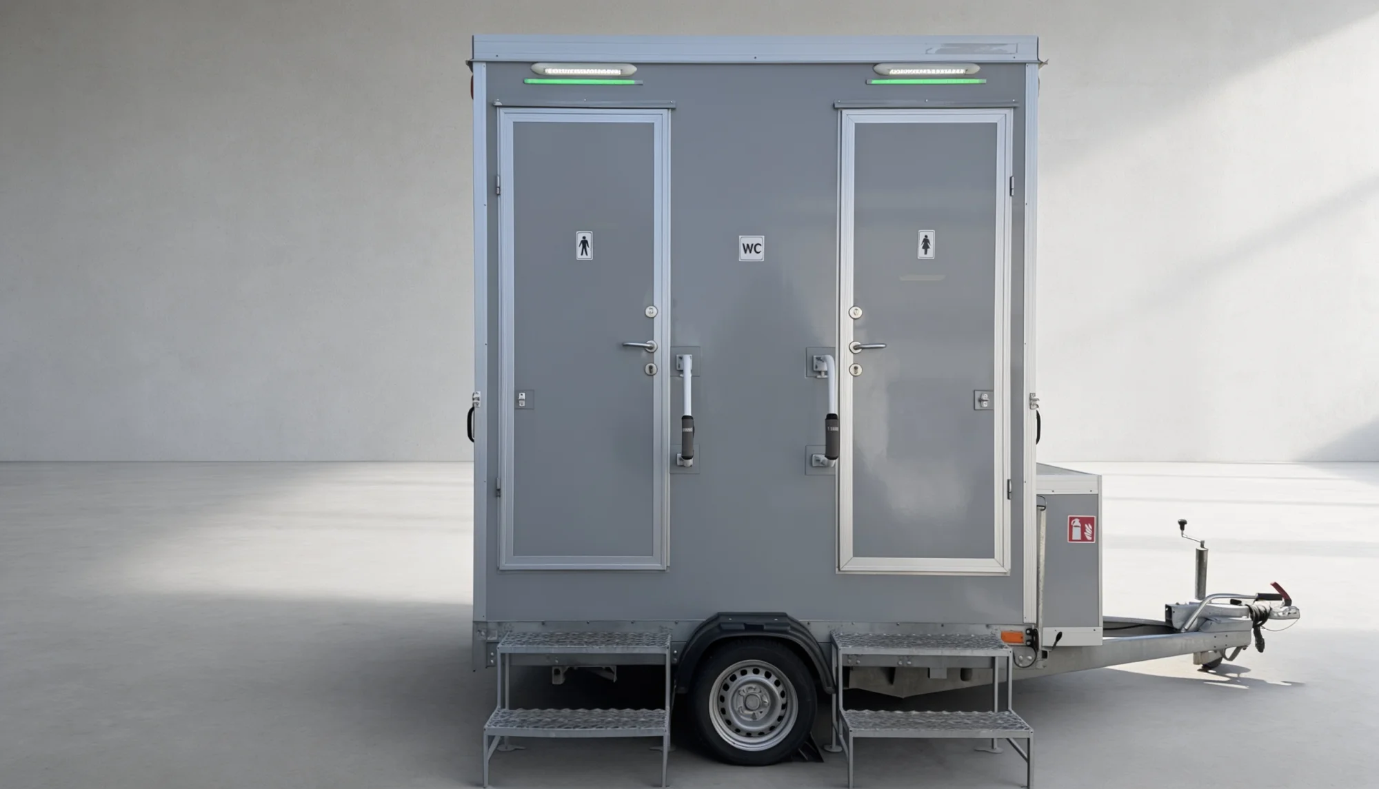Mobilā WC piekabe